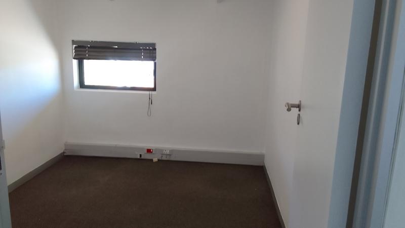 To Let commercial Property for Rent in Parow North Western Cape